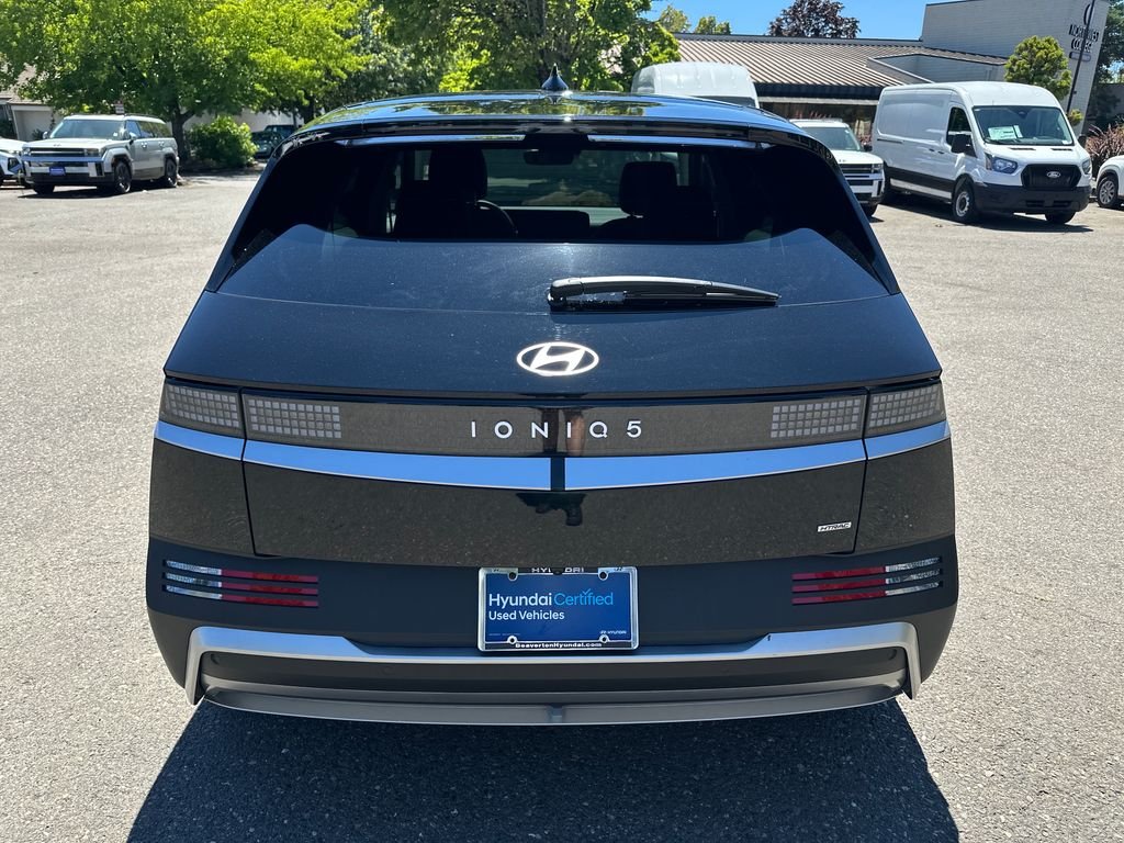 Certified Used 2026 Black Hyundai SEL image 5