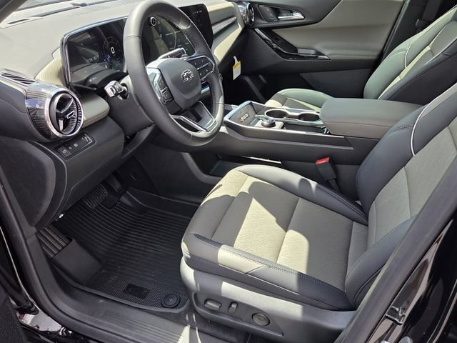 New 2027 Mosaic Black Metallic Chevrolet LT image 6
