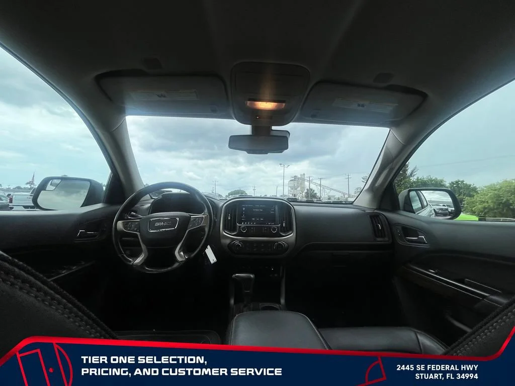 Used 2019 SUMMIT WHITE GMC 2WD Denali image 28