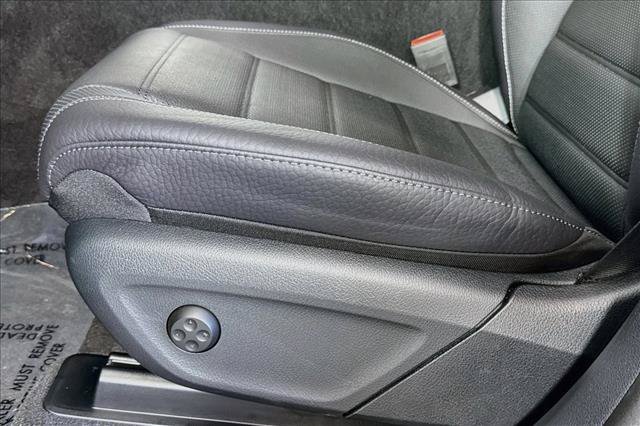 New 2026 Obsidian Black Metallic Mercedes-Benz GLE 580 image 48