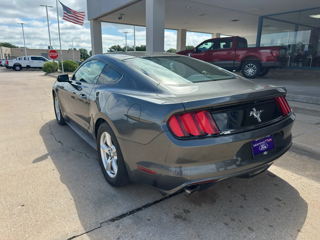 Used 2017 Magnetic Metallic Ford V6 image 9