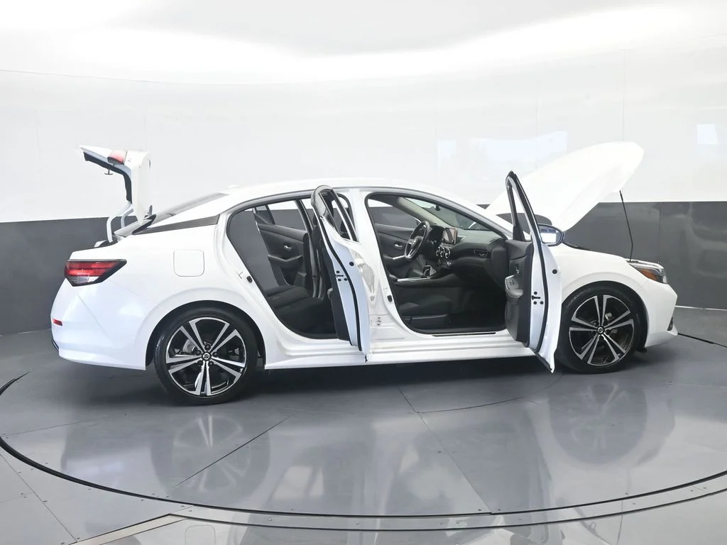 Used 2020 Aspen White Tricoat Nissan SR image 70