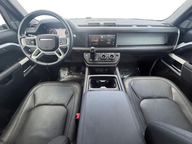 Used 2023 White Land Rover S image 12