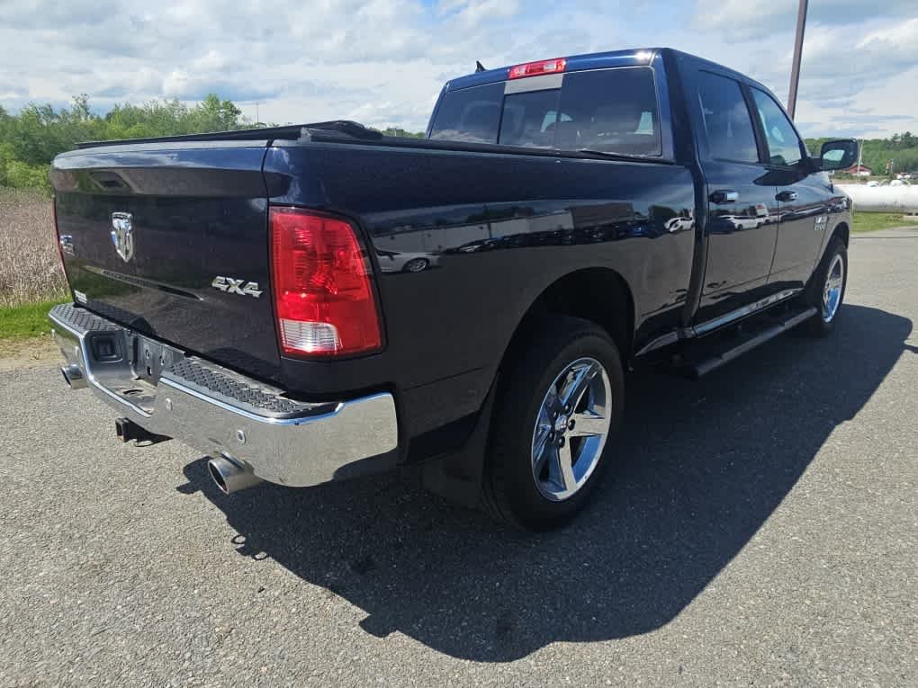 Used 2016 True Blue Pearlcoat Ram Big Horn image 7