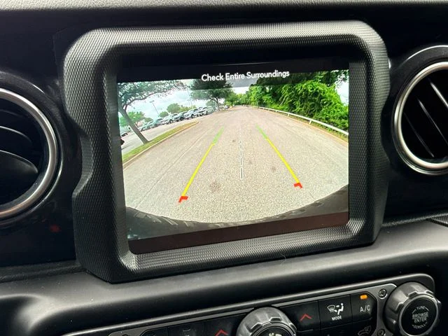 Used 2023 Red Jeep Rubicon 392 image 26