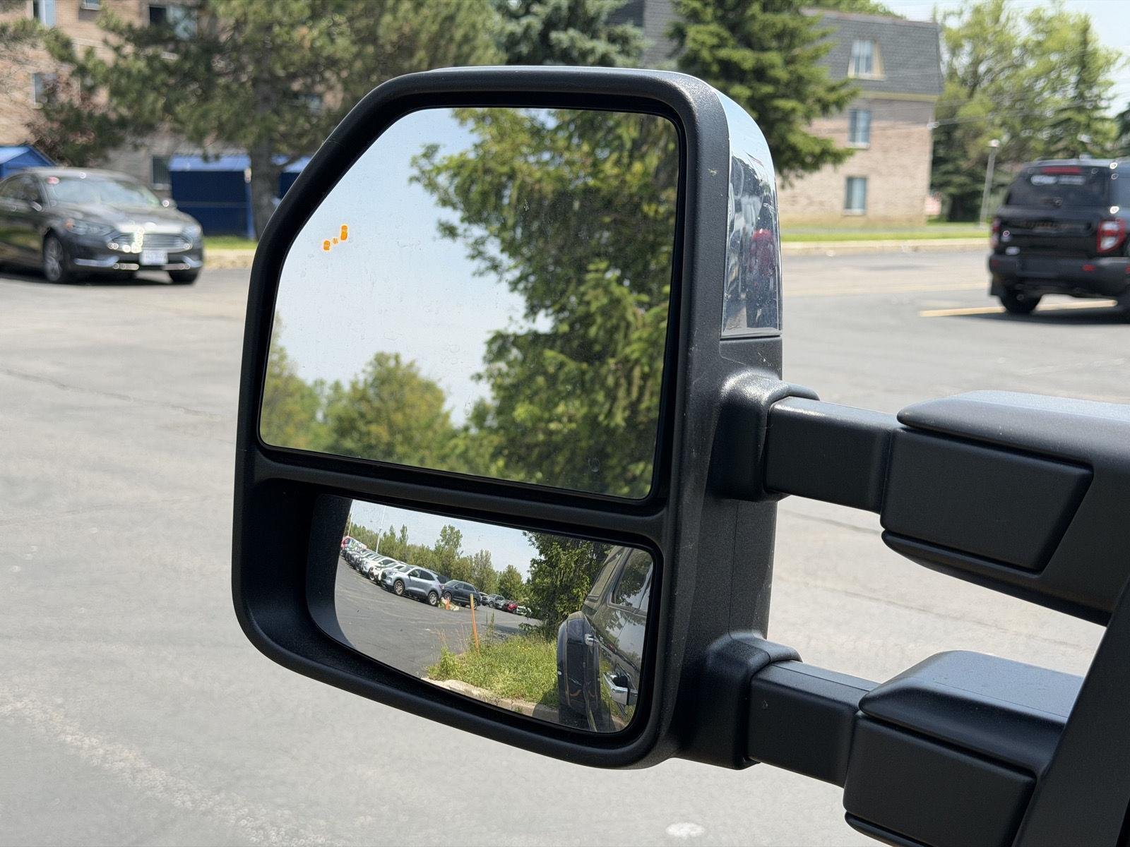 Used 2020 Blue Jeans Ford Lariat image 10