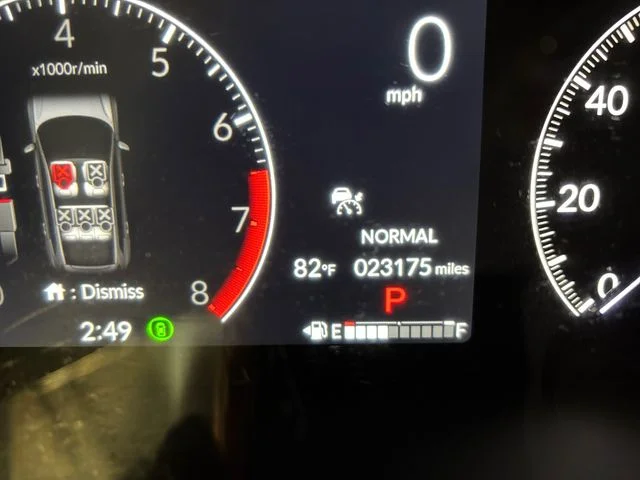 Used 2023 White Honda EX image 18