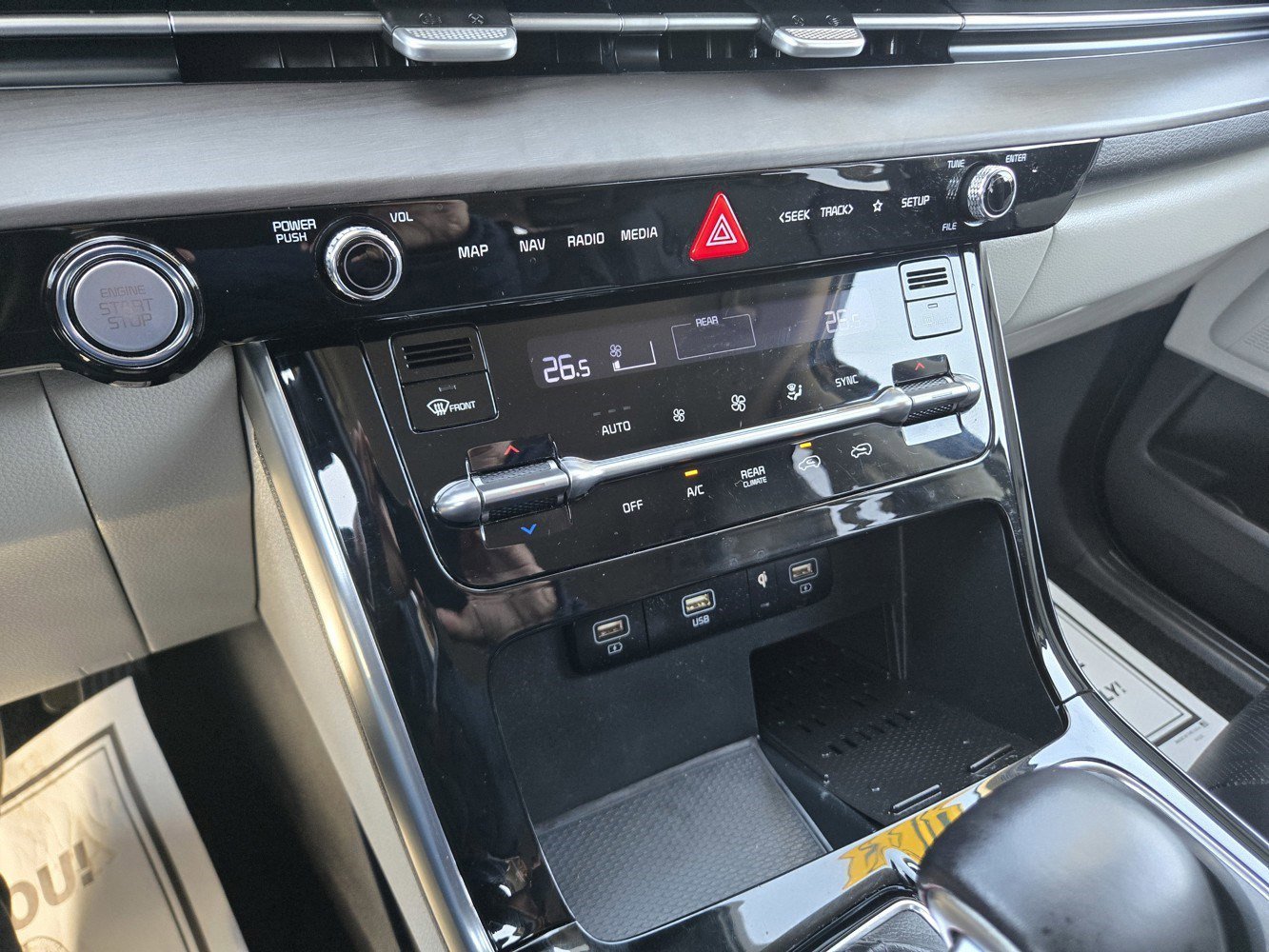 Used 2022 Ceramic Silver Kia SX image 10