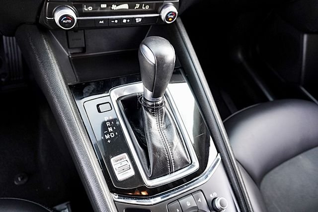 Used 2021 White Mazda Touring image 28