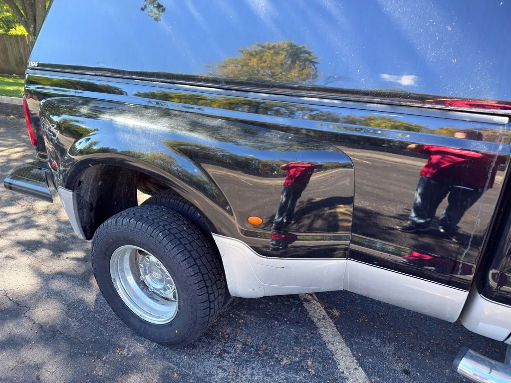 Used 2010 Black Ford Lariat image 5