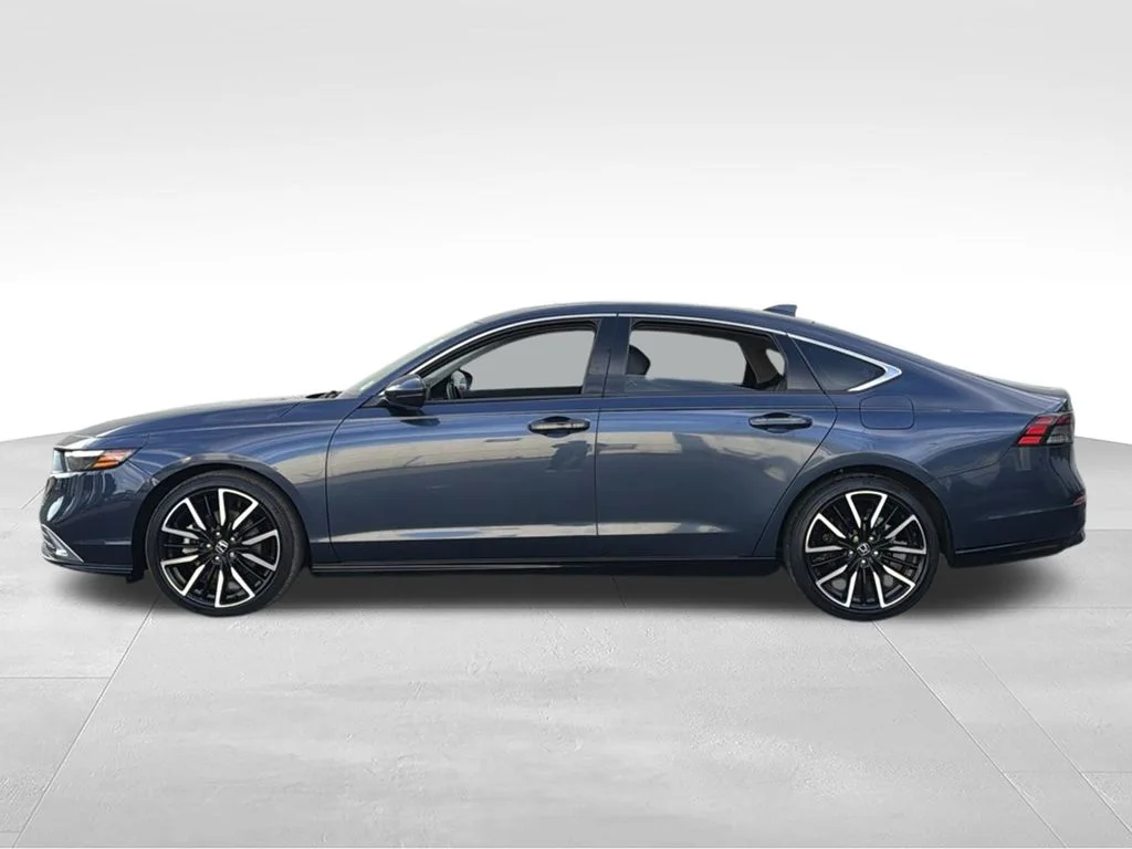 Used 2023  Honda Touring image 5