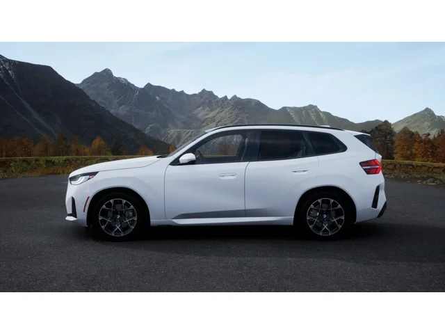 New 2026 Alpine White BMW 30 xDrive image 4