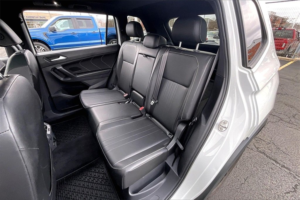 2022 VOLKSWAGEN TIGUAN - Image 24