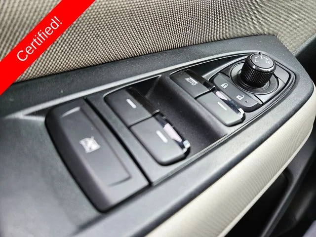 Used 2025 Blue Subaru Base image 31