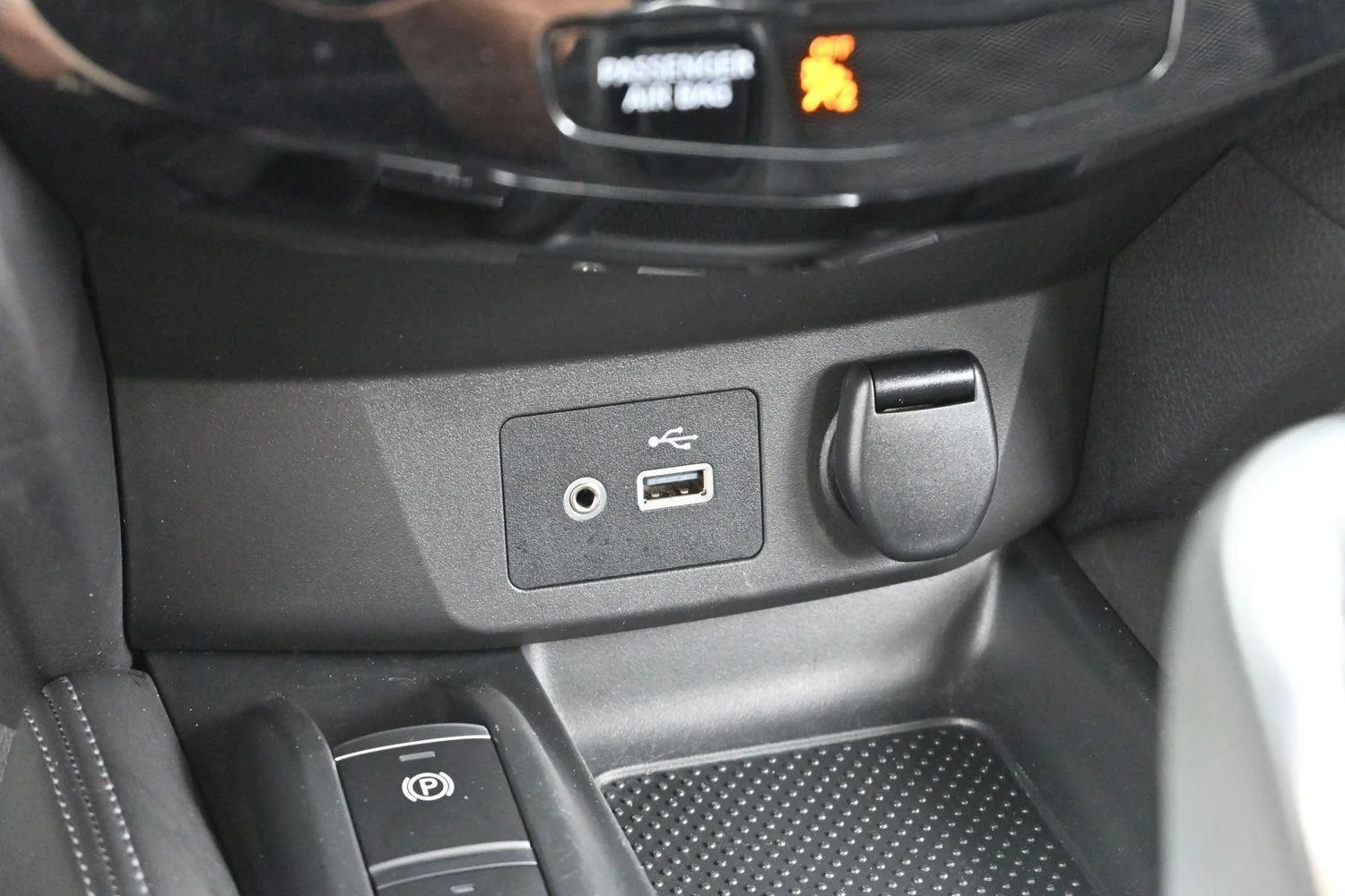 Used 2020 Magnetic Black Pearl Nissan SV image 26