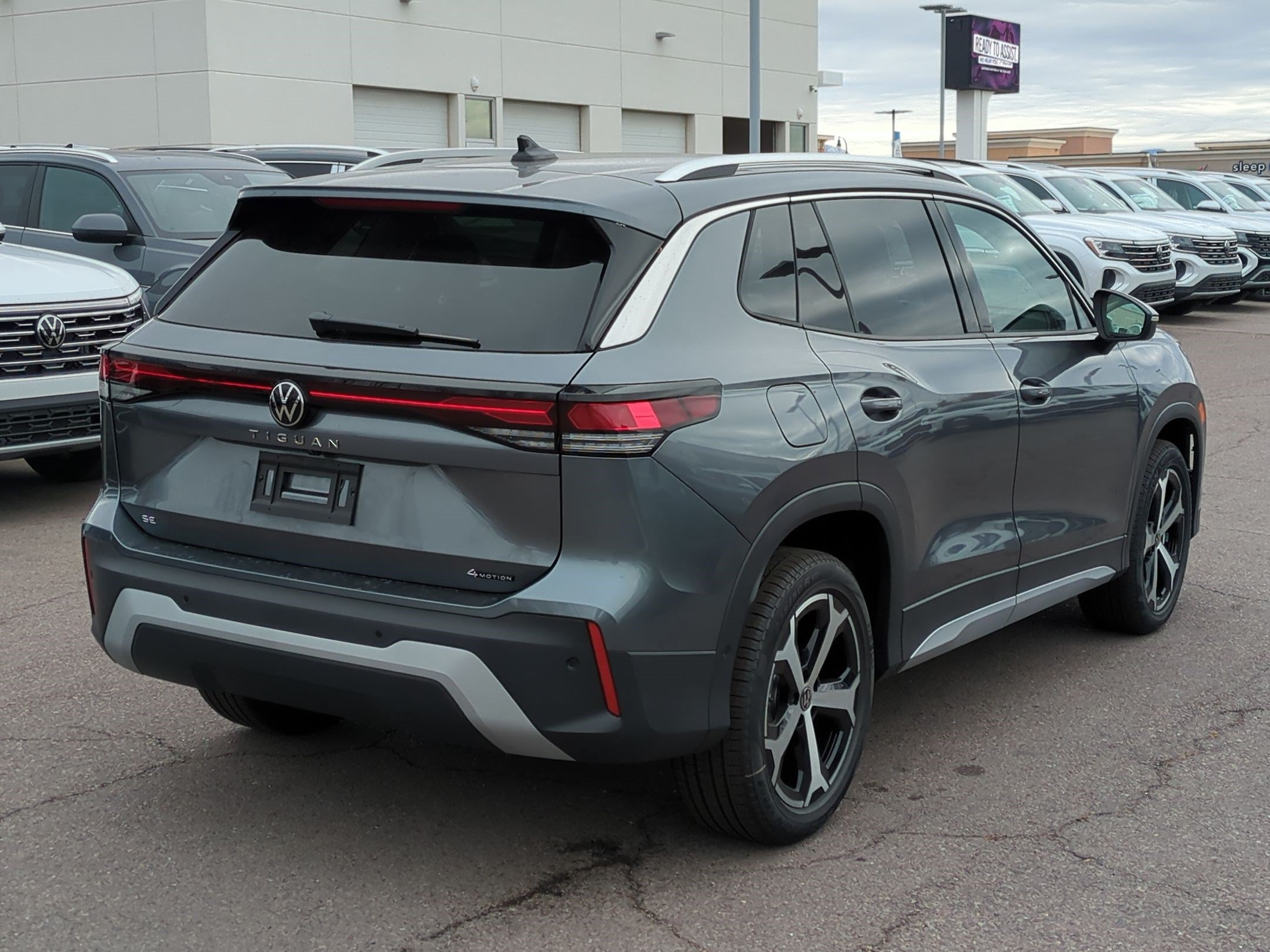 New 2026 Platinum Gray Metallic Volkswagen SE image 3
