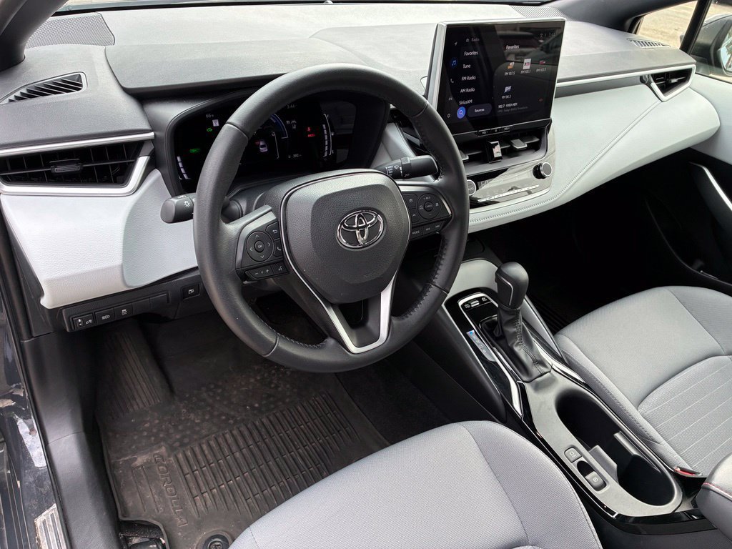 Used 2025 Gray Toyota SE image 17