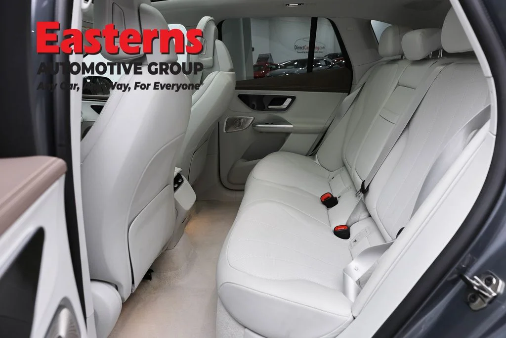 Used 2023 Gray Mercedes-Benz 350+ SUV image 21