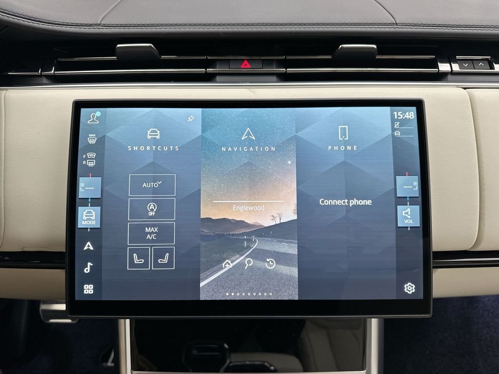 New 2026 Fuji White Land Rover SE image 26