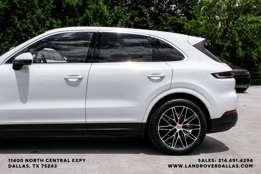 Used 2024 Carrara White Porsche Base image 10