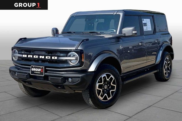 Pre-Owned 2024 Ford Bronco Outer Banks 4WD Sport Utility