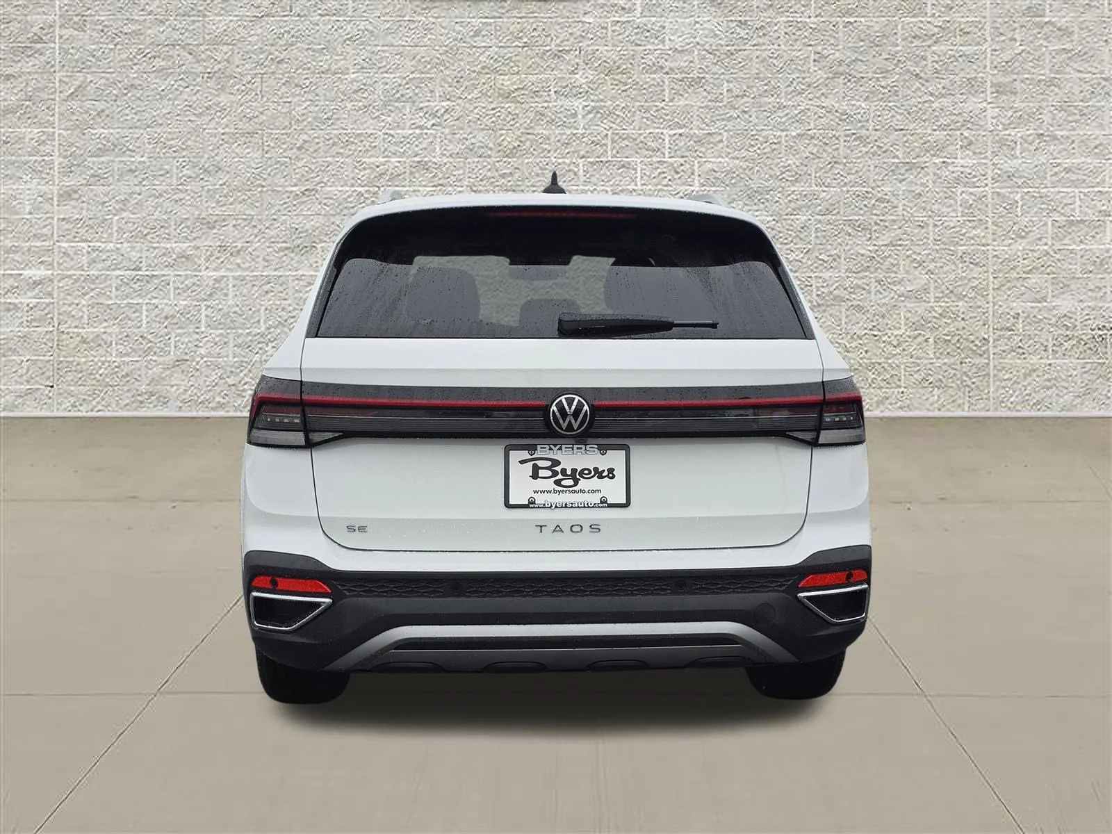 New 2026 Pure White Volkswagen SE image 6
