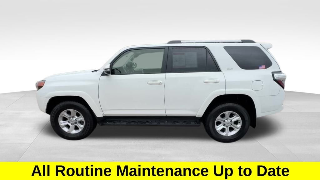 2024 Toyota 4Runner SR5 Premium photo 2