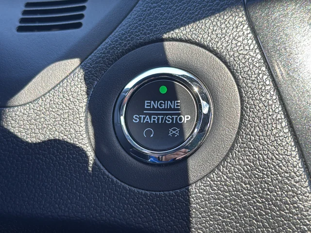 Used 2018 Silver Ford Sport image 13