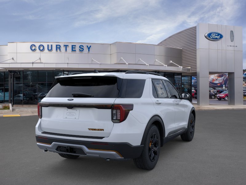 New 2026 Space White Metallic Ford Tremor® image 8