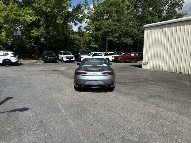 Used 2017 Blue INFINITI 2.0t Premium image 6