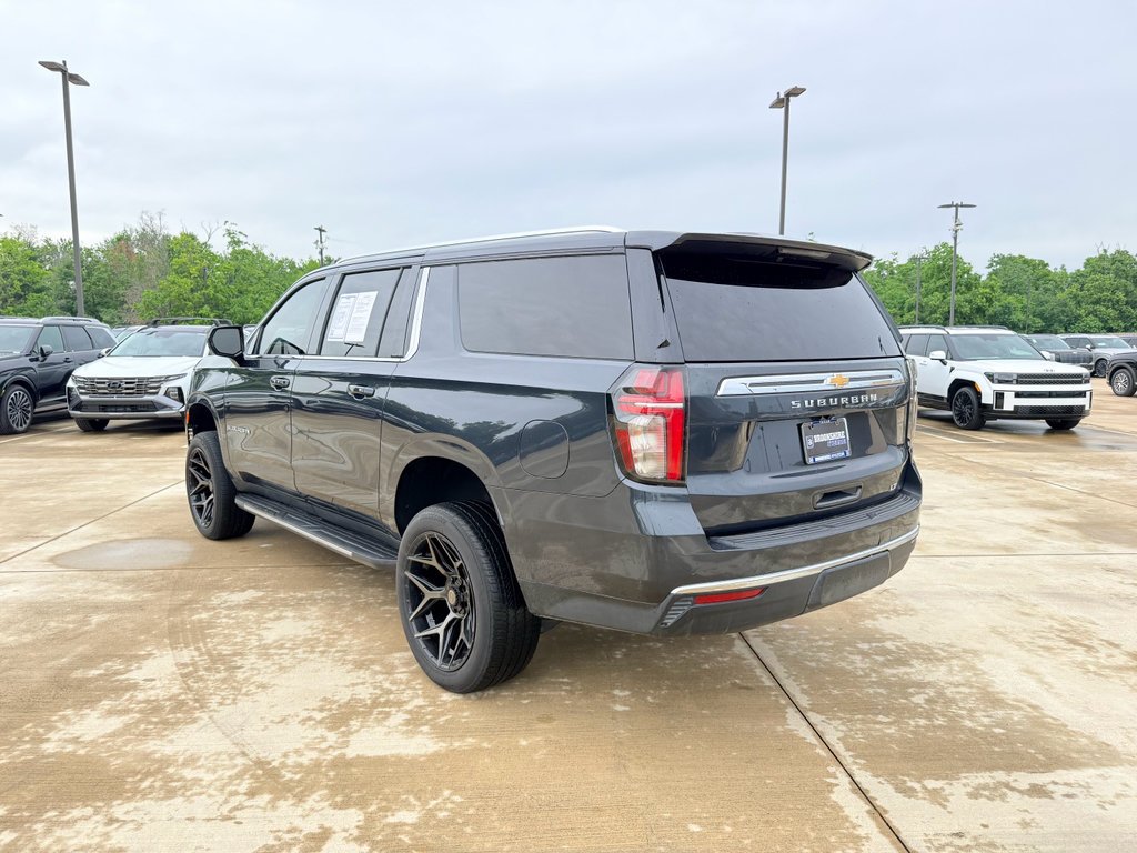 Used 2022 Evergreen Gray Metallic Chevrolet LT image 9