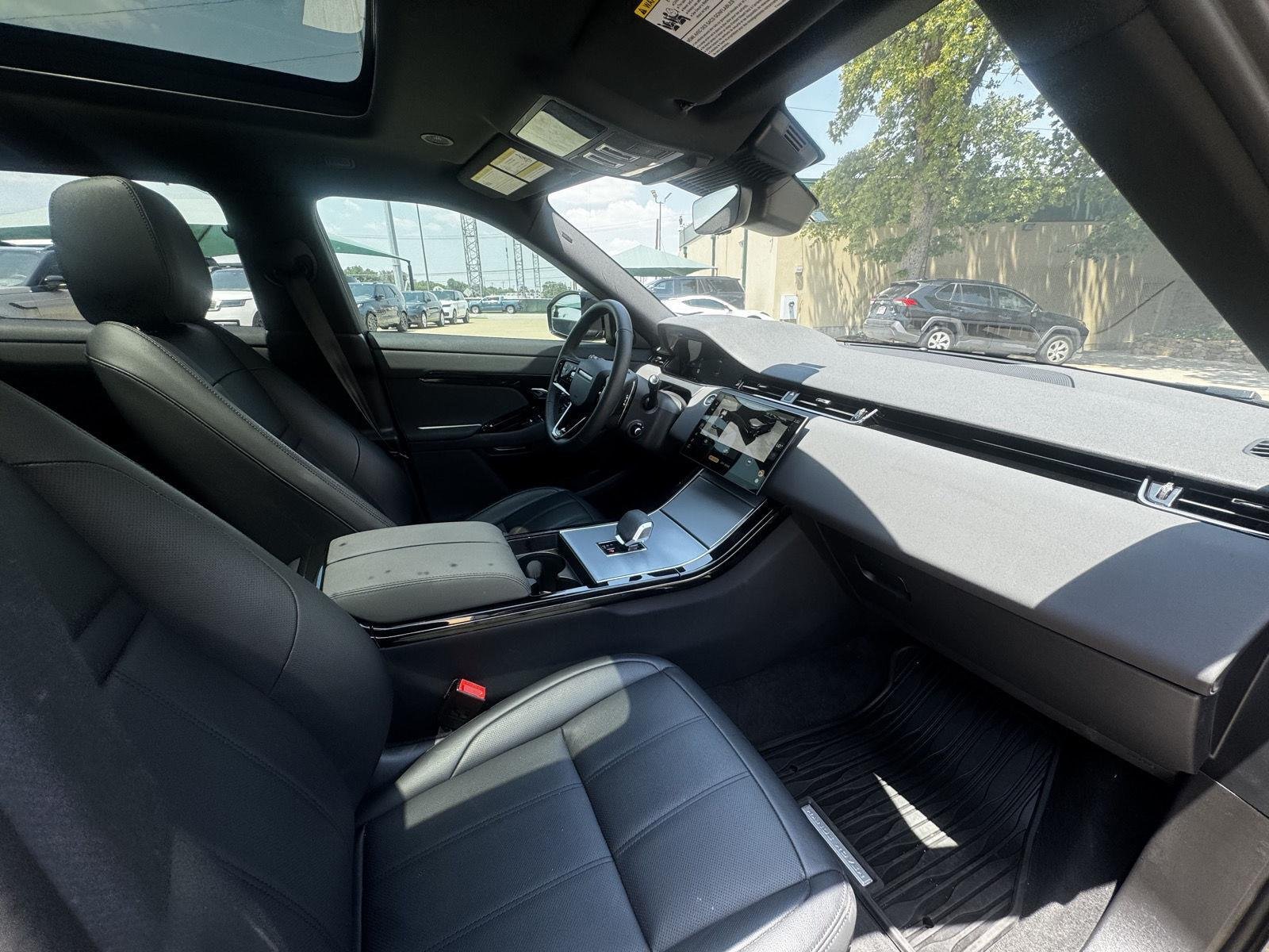Used 2025 Eiger Grey Land Rover Core S image 14