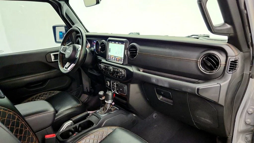 Used 2022 Sting-Gray Clearcoat Jeep Unlimited High Altitude 4x4 w/ Cold Weather Package image 24
