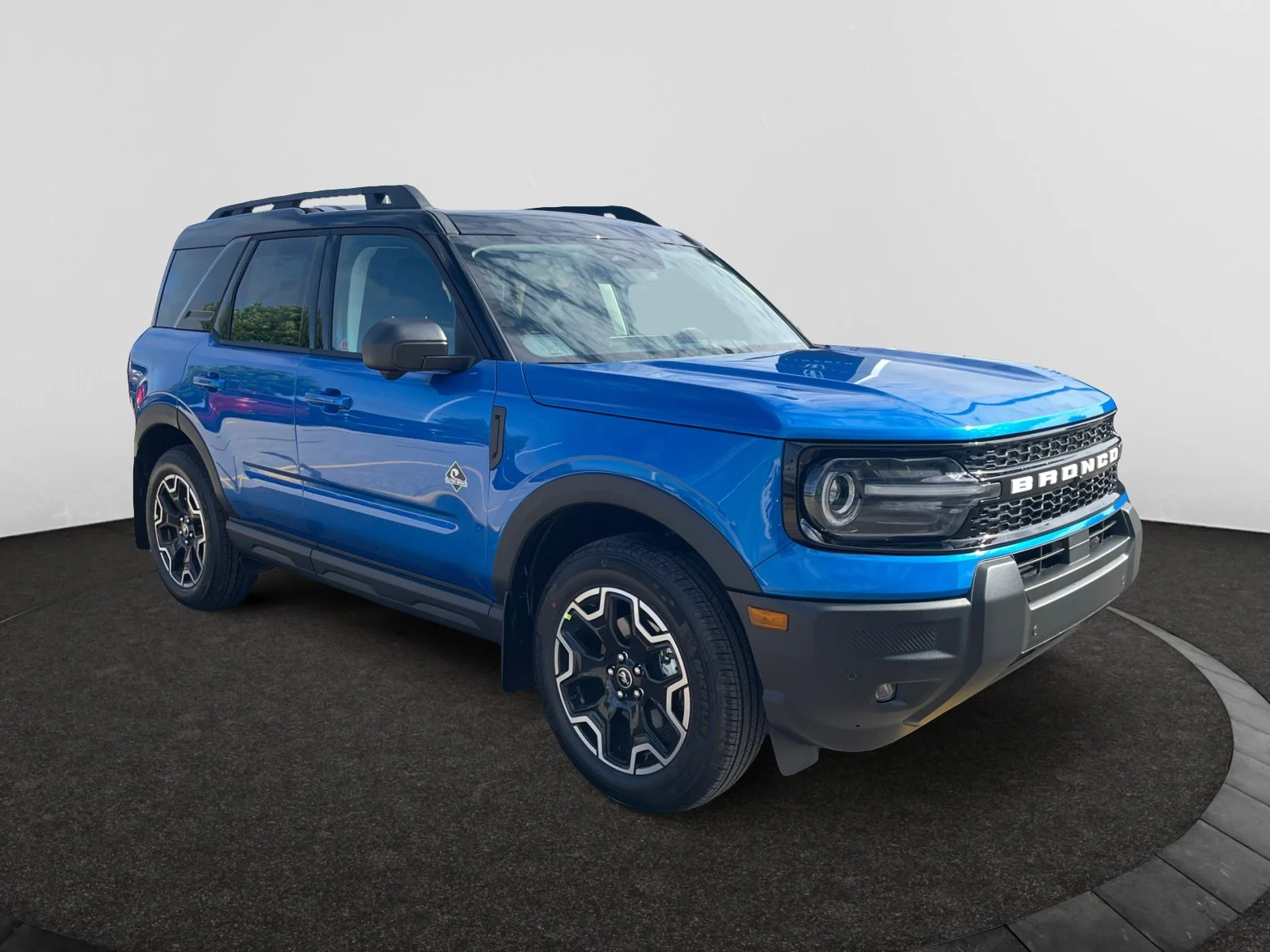 New 2026 Velocity Blue Metallic Ford Outer Banks image 7
