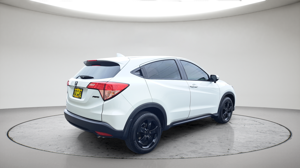 Used 2017 White Honda EX image 3