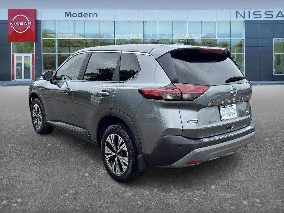 Certified Used 2023 Gun Metallic Nissan SV image 7