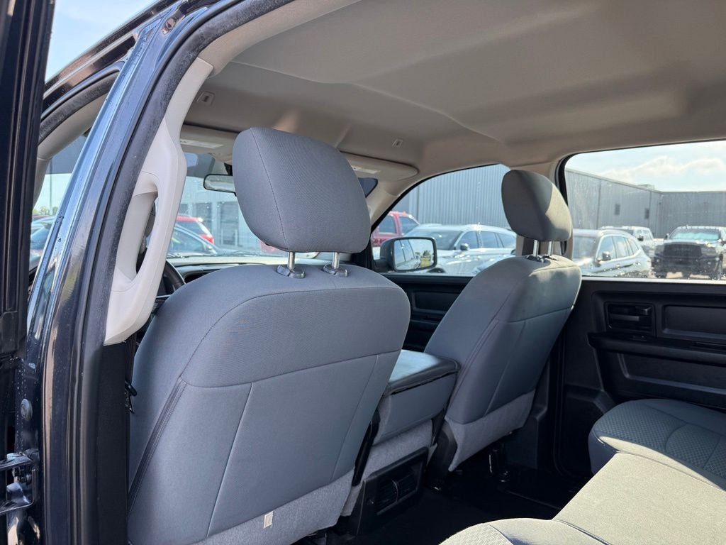 Used 2019 Gray Ram Tradesman image 8