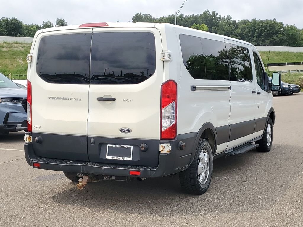Used 2017 White Ford XLT image 3