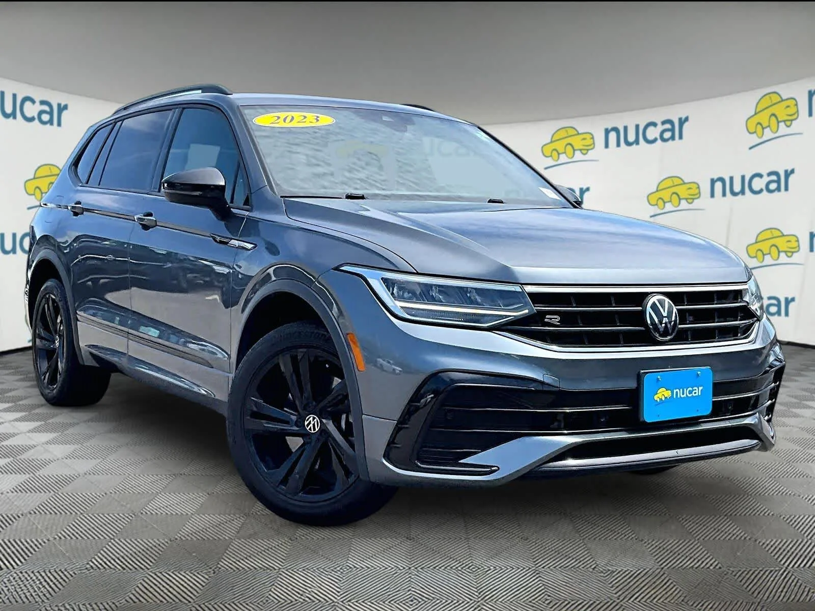 2023 Volkswagen Tiguan SE R-LINE BLACK