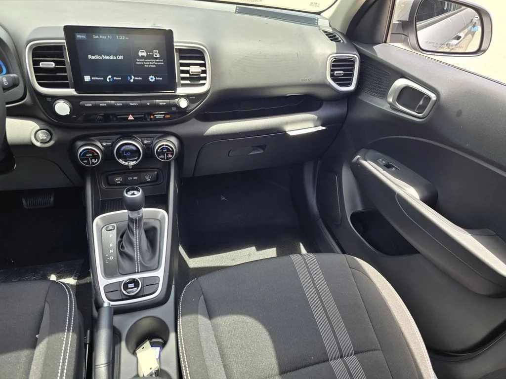 New 2026 White Hyundai SEL image 9