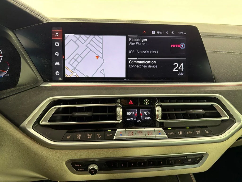 Used 2022 Mineral White Metallic BMW xDrive40i image 29