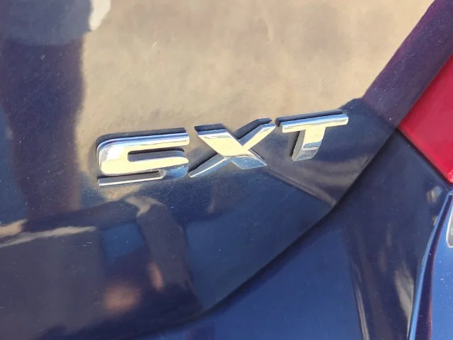 Used 2014 Blue Dodge SXT image 13