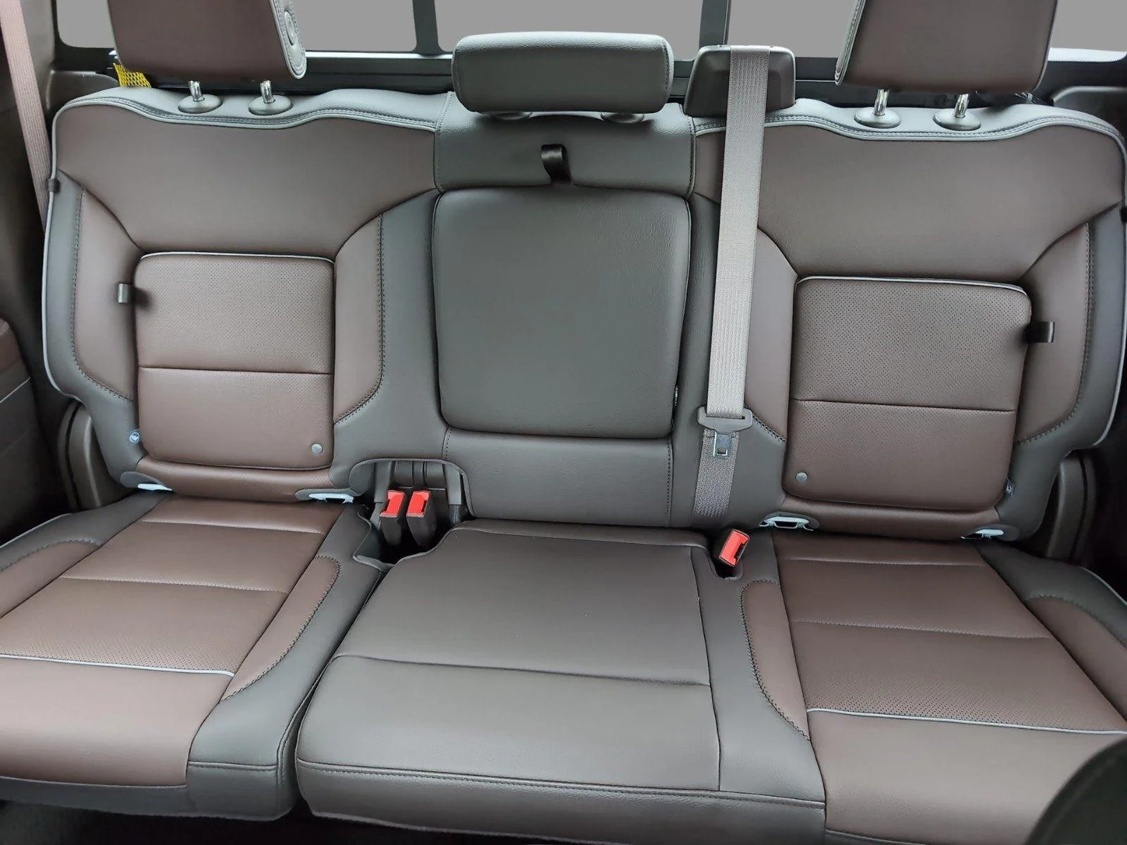 New 2026 Glacier White Tricoat GMC Denali image 33