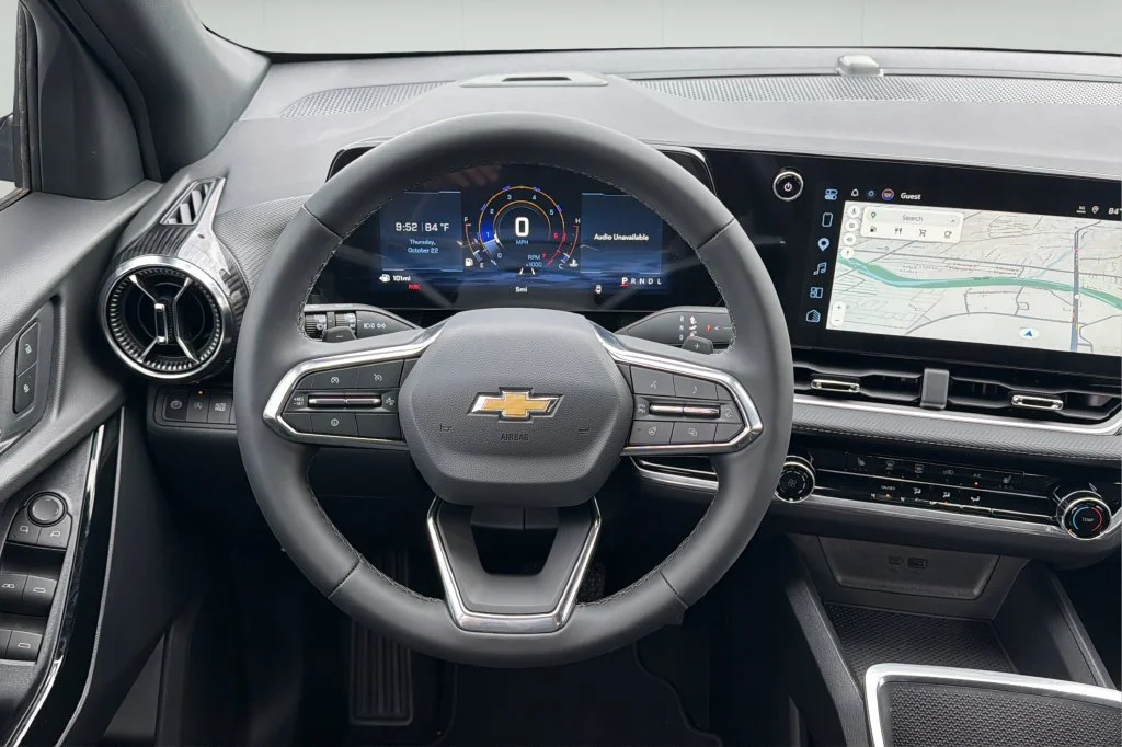 New 2027 Sterling Gray Metallic Chevrolet LT image 21