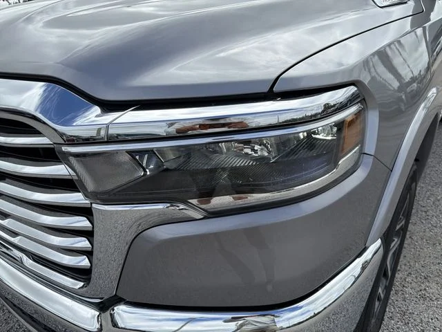 New 2026 Billet Silver Metallic Clear-Coat Exterior Paint RAM Laramie image 7