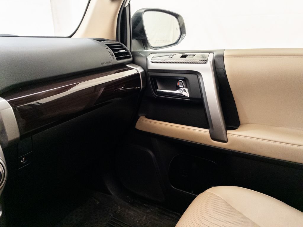 Used 2023 Blizzard Pearl Toyota Limited image 32
