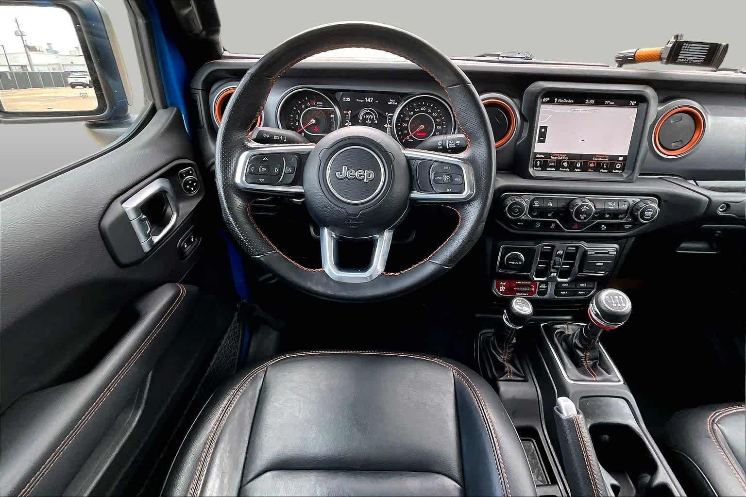 Used 2022 Hydro Blue Pearlcoat Jeep Mojave image 6