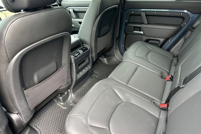 New 2026 Tasman Blue Land Rover S image 11