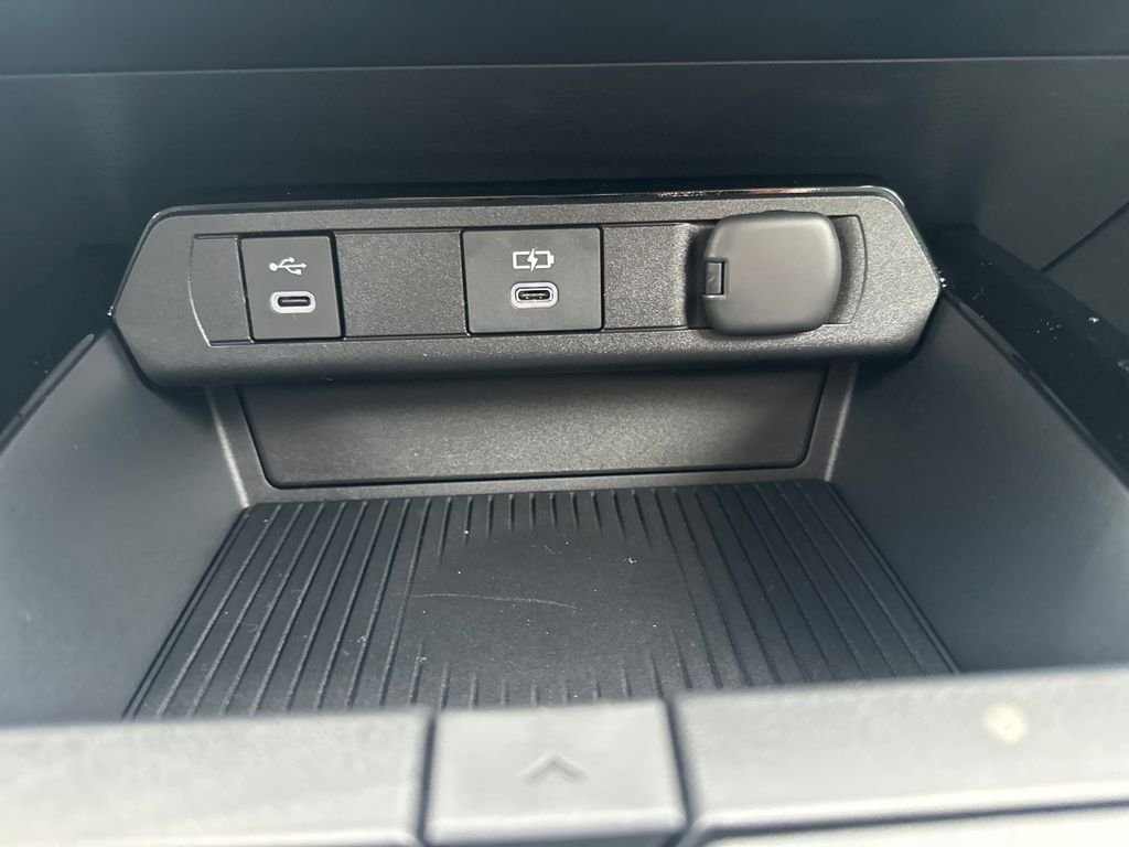 2026 Toyota Prius Plug-in Hybrid XSE Premium - Photo 27