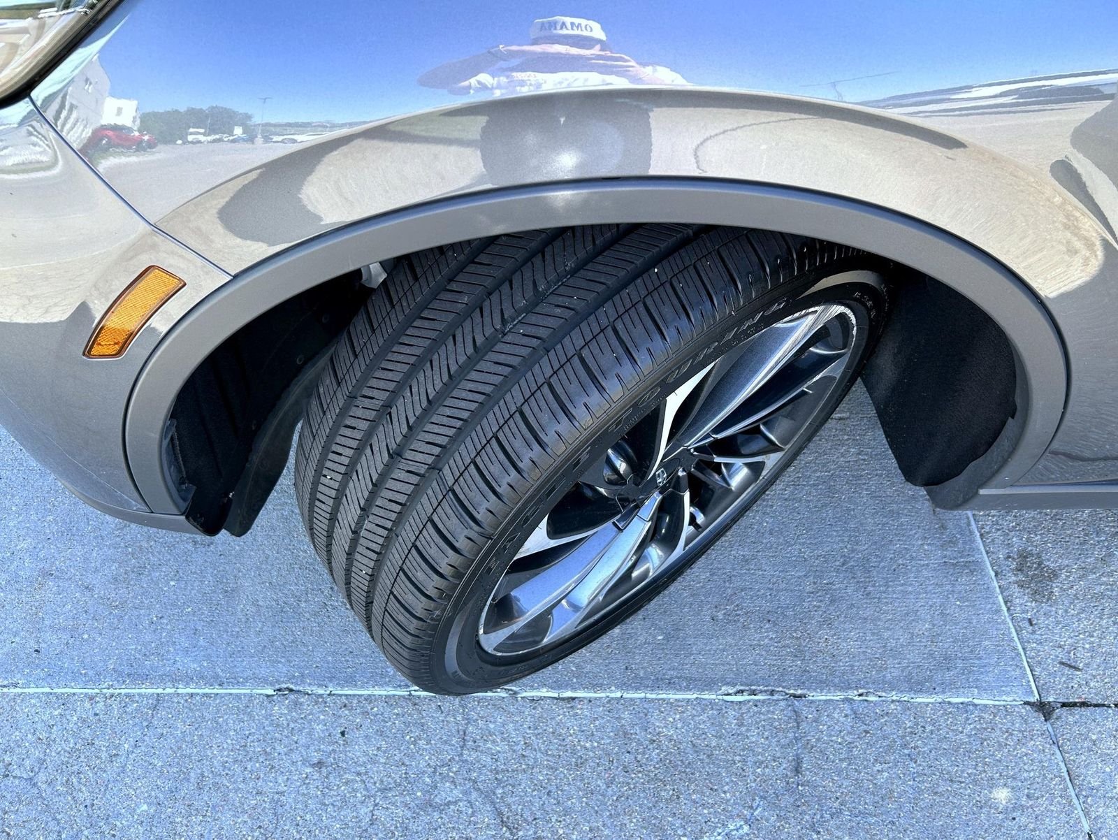 Used 2025 Gray Lincoln Reserve image 24